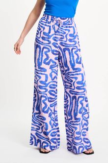 Pom SP9563