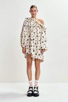 Essentiel antwerp JISKERS