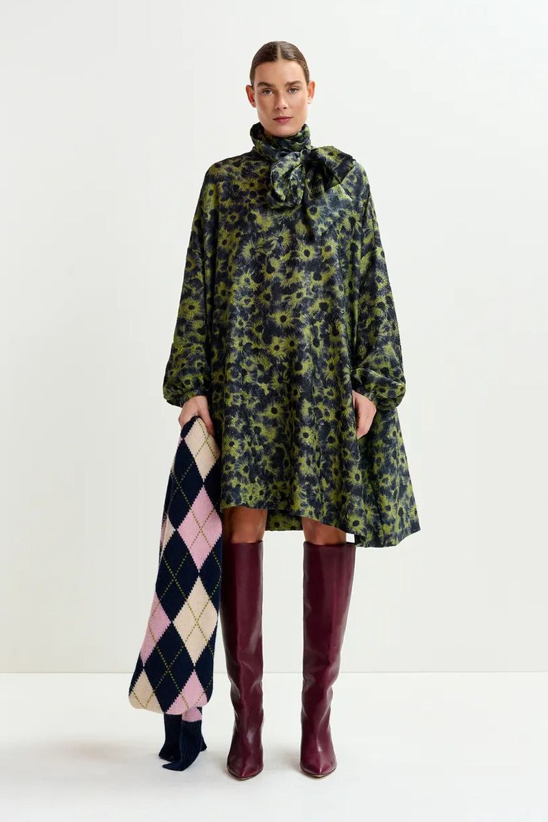 Essentiel antwerp IOANNA