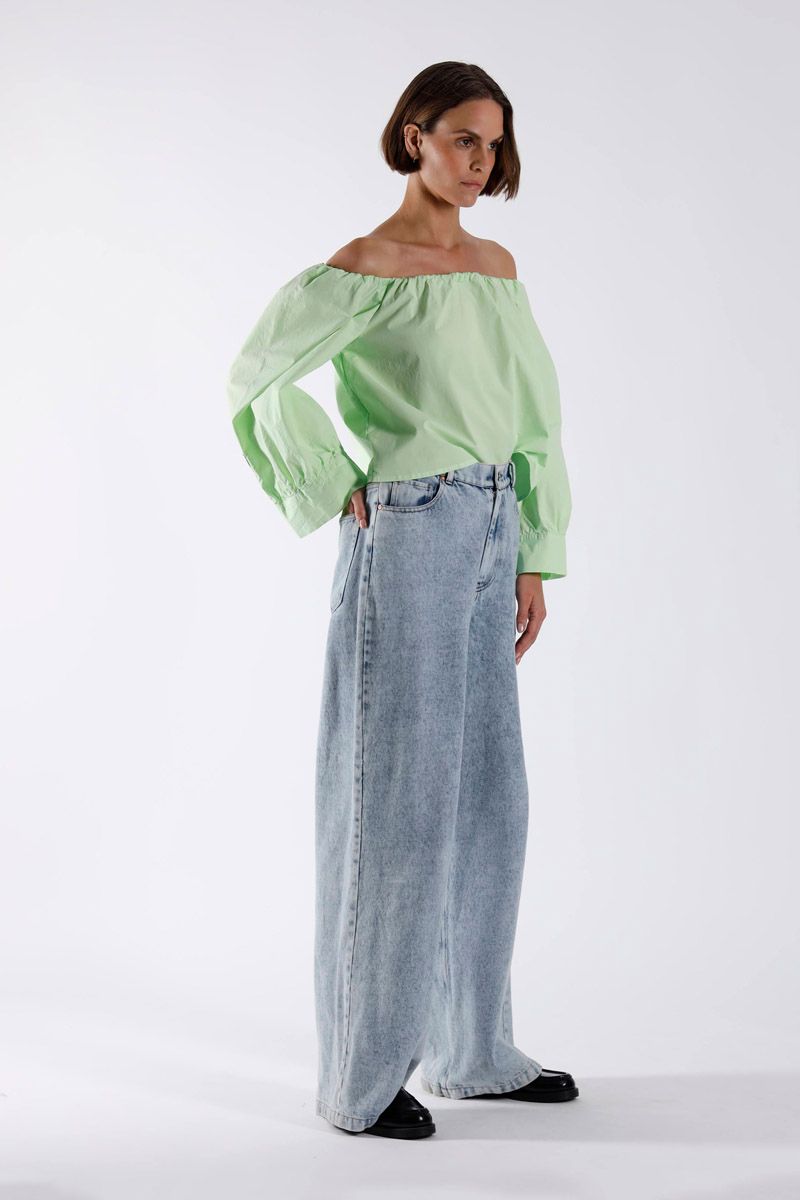 Julia june 126-LEILA-206