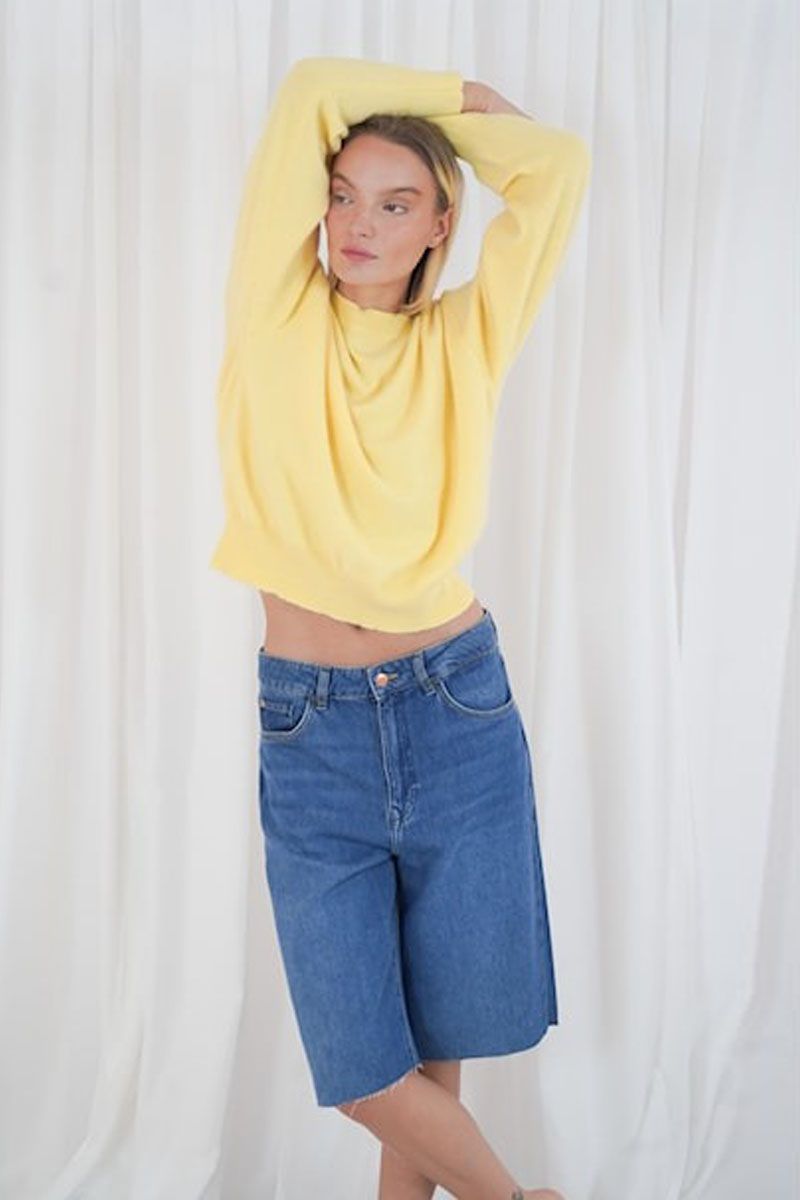 Twns the label DENVER