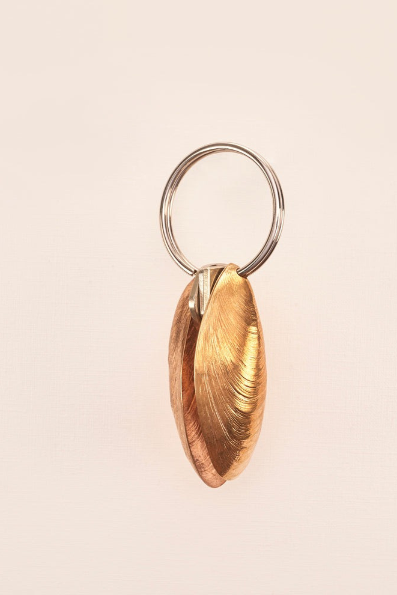 KSC001CU00 MUSSEL KEY CHAIN